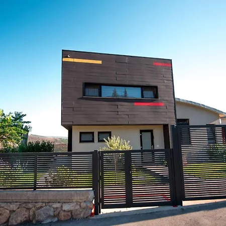 Villa In The Sky On Mount Hermon Neve Ativ Exterior photo